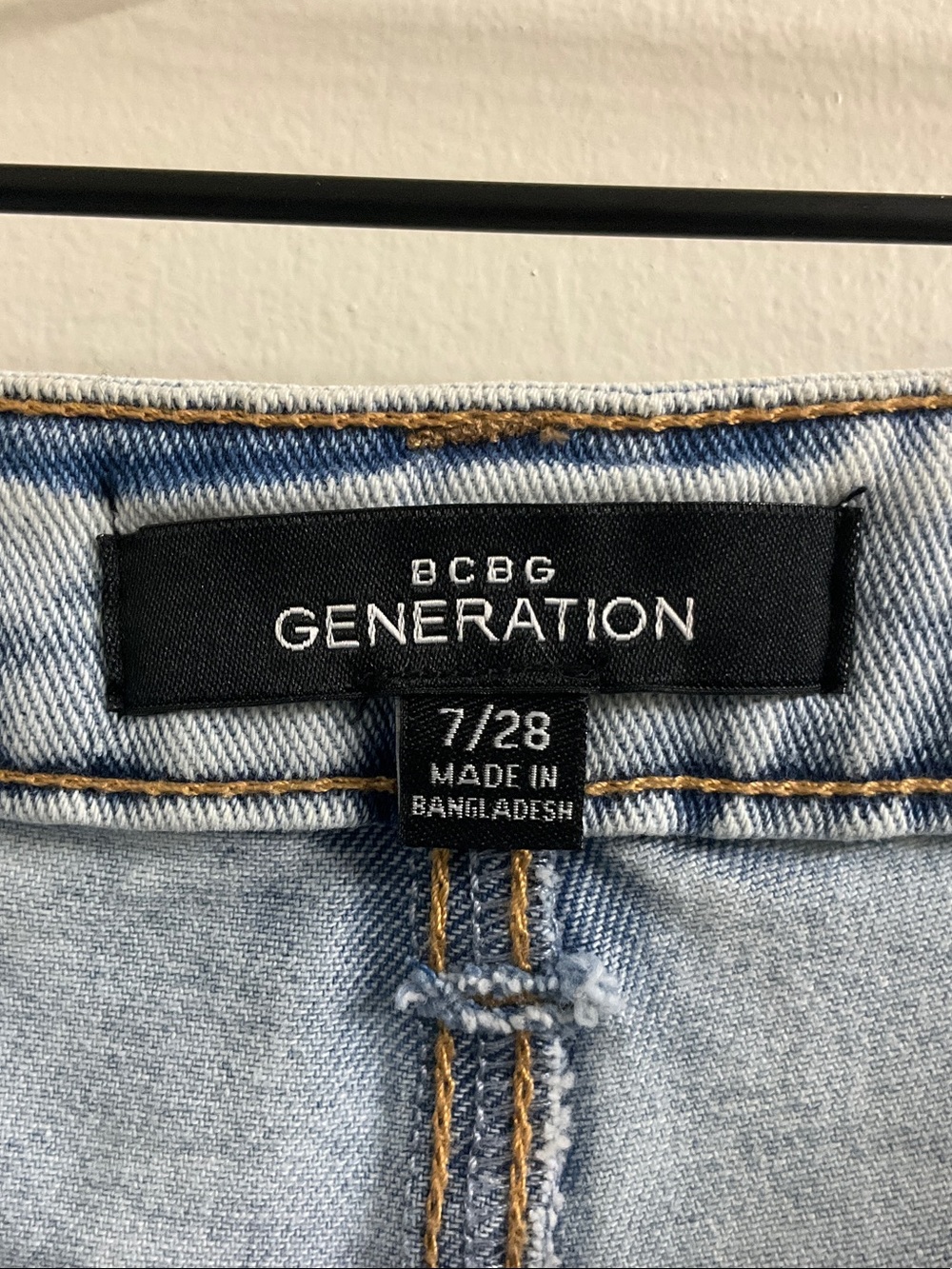Jeans Subcategory Identification - Picture 2 of 7